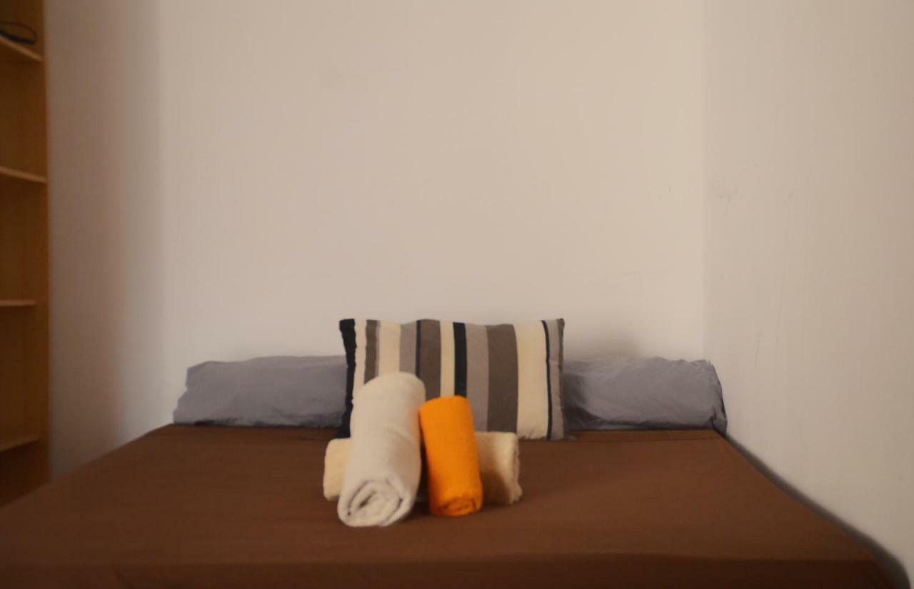 Apartamento San Bernardo Madrid Luaran gambar